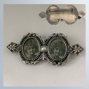 Vintage 80s Pewter double photo “frame look” brooch